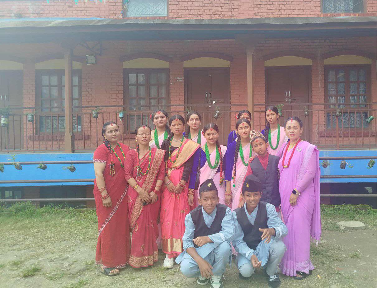 तिज गीत प्रतियोगितामा सर्वोदय मा.वि. ले  तृतीय स्थान हासिल 